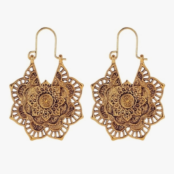 Elegant Gold Mandala Earrings - Picture 1 of 1